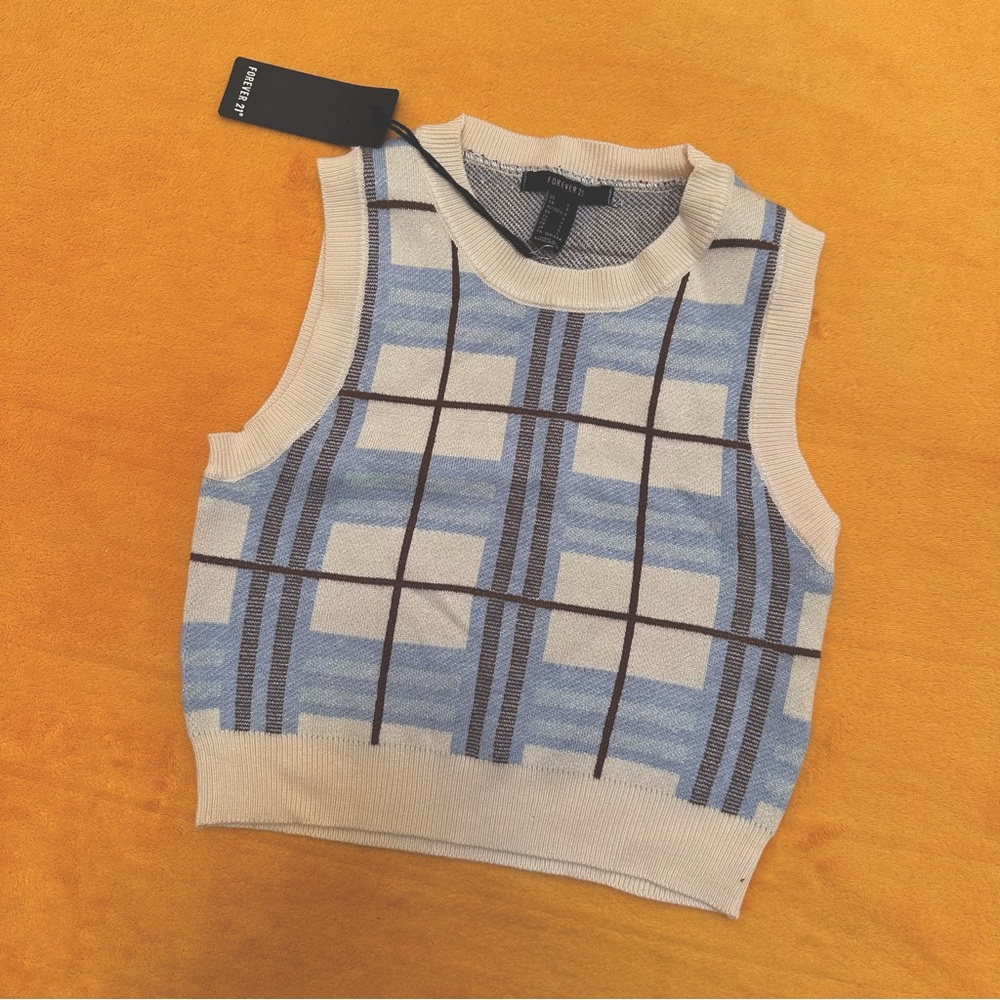 FOREVER 21 blue and white knit sweater vest NWT